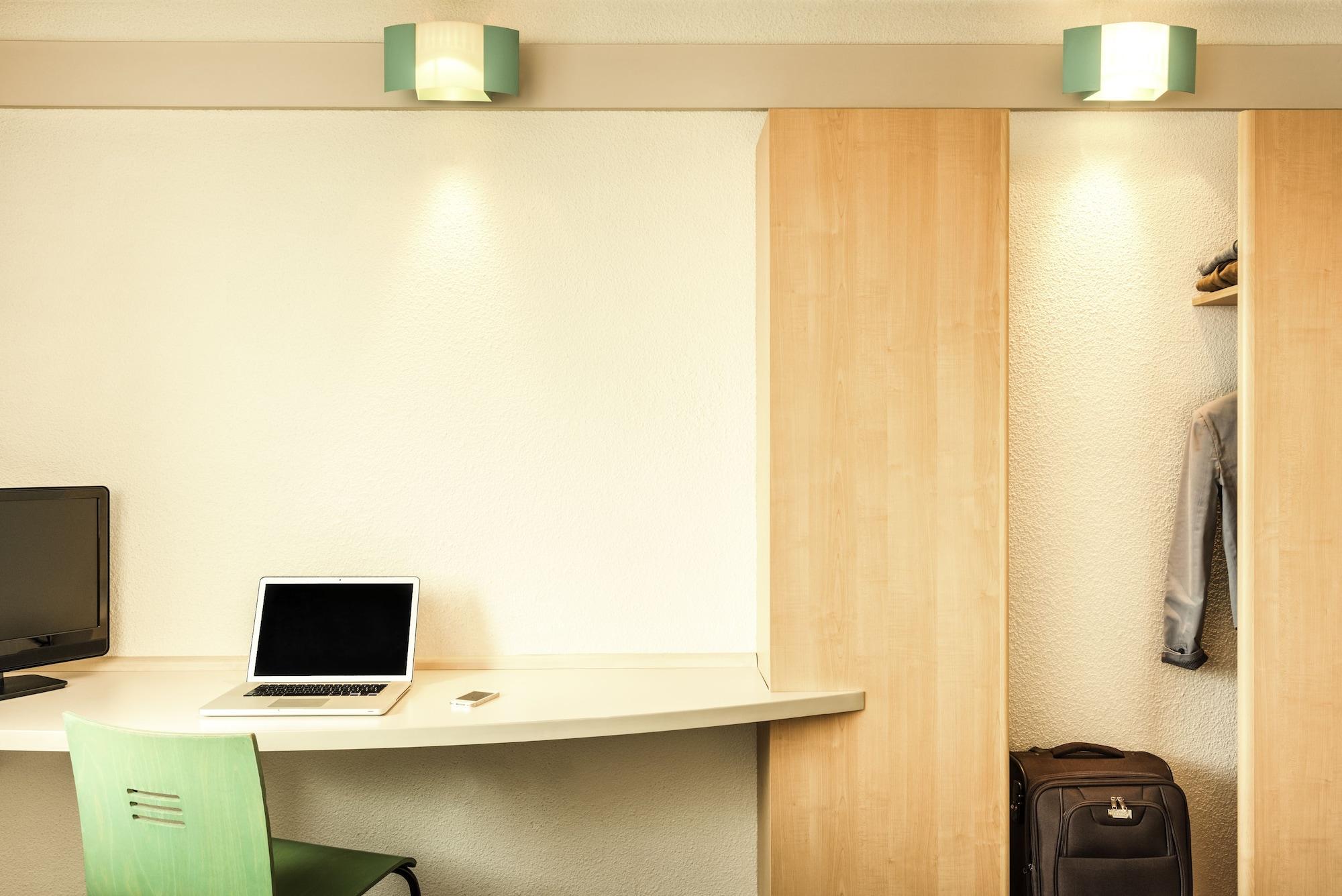 Ibis Paris Porte De Bercy Charenton-le-Pont Exterior foto