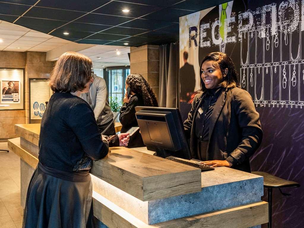 Ibis Paris Porte De Bercy Charenton-le-Pont Exterior foto