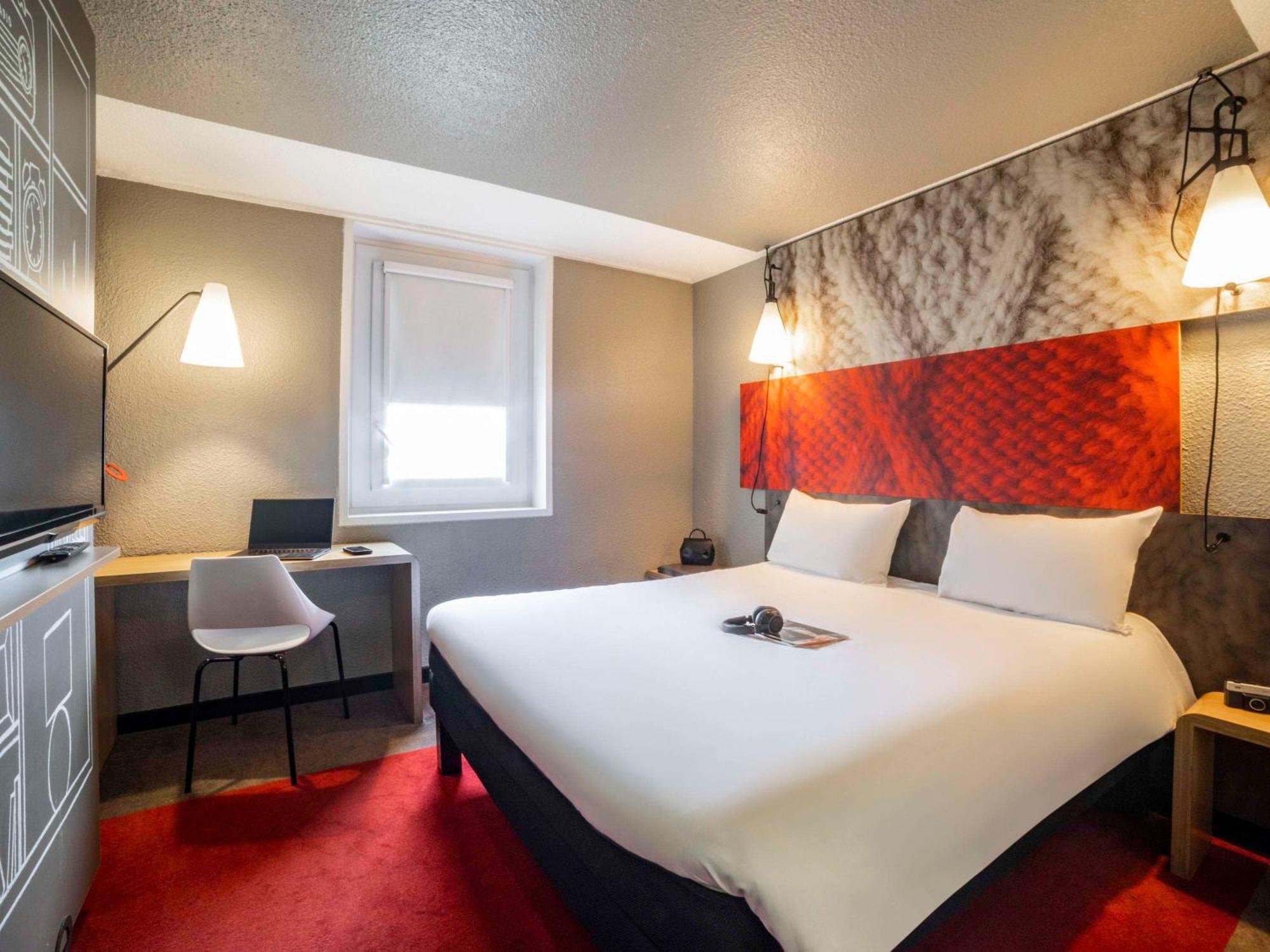 Ibis Paris Porte De Bercy Charenton-le-Pont Exterior foto