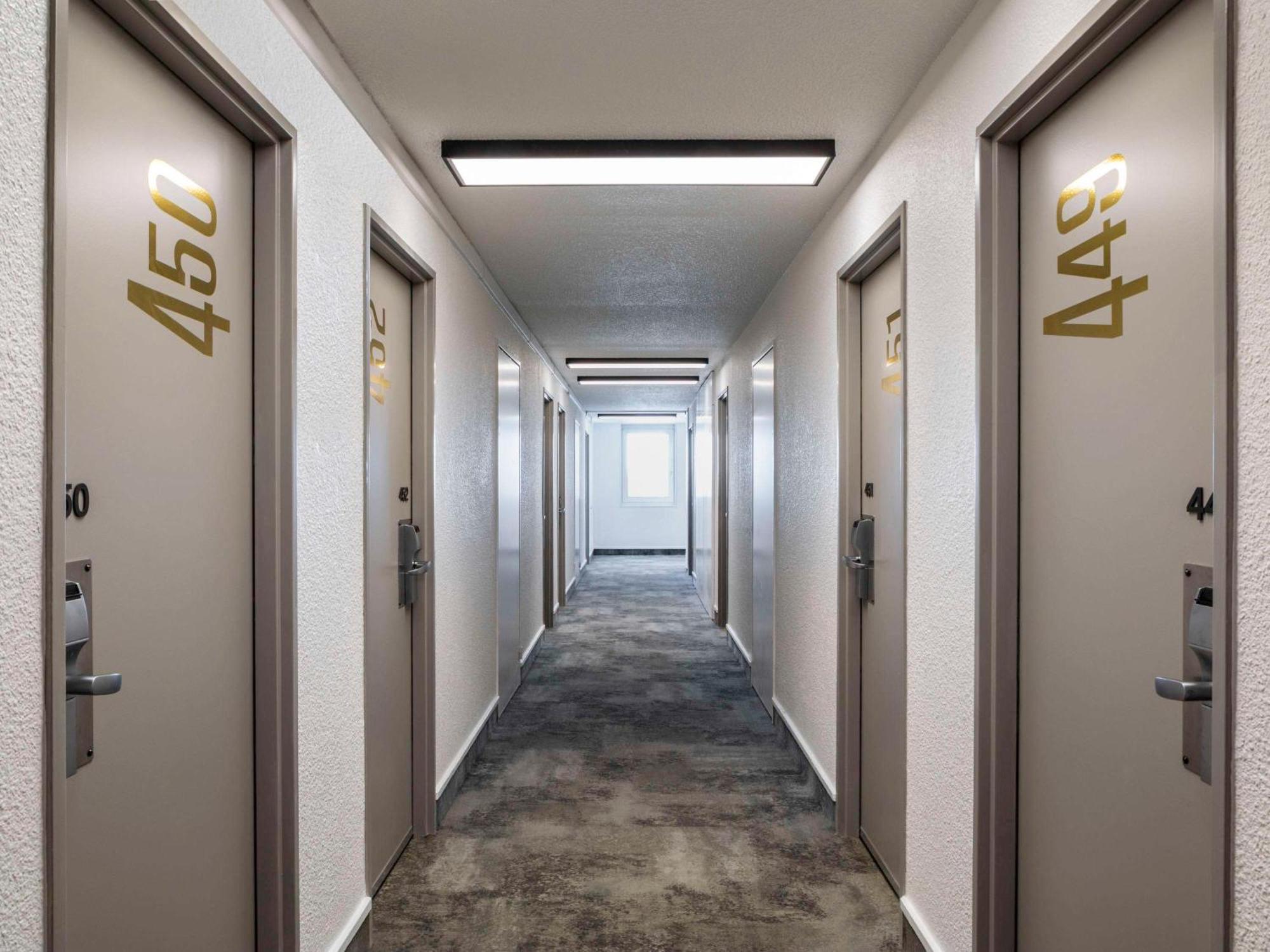 Ibis Paris Porte De Bercy Charenton-le-Pont Exterior foto