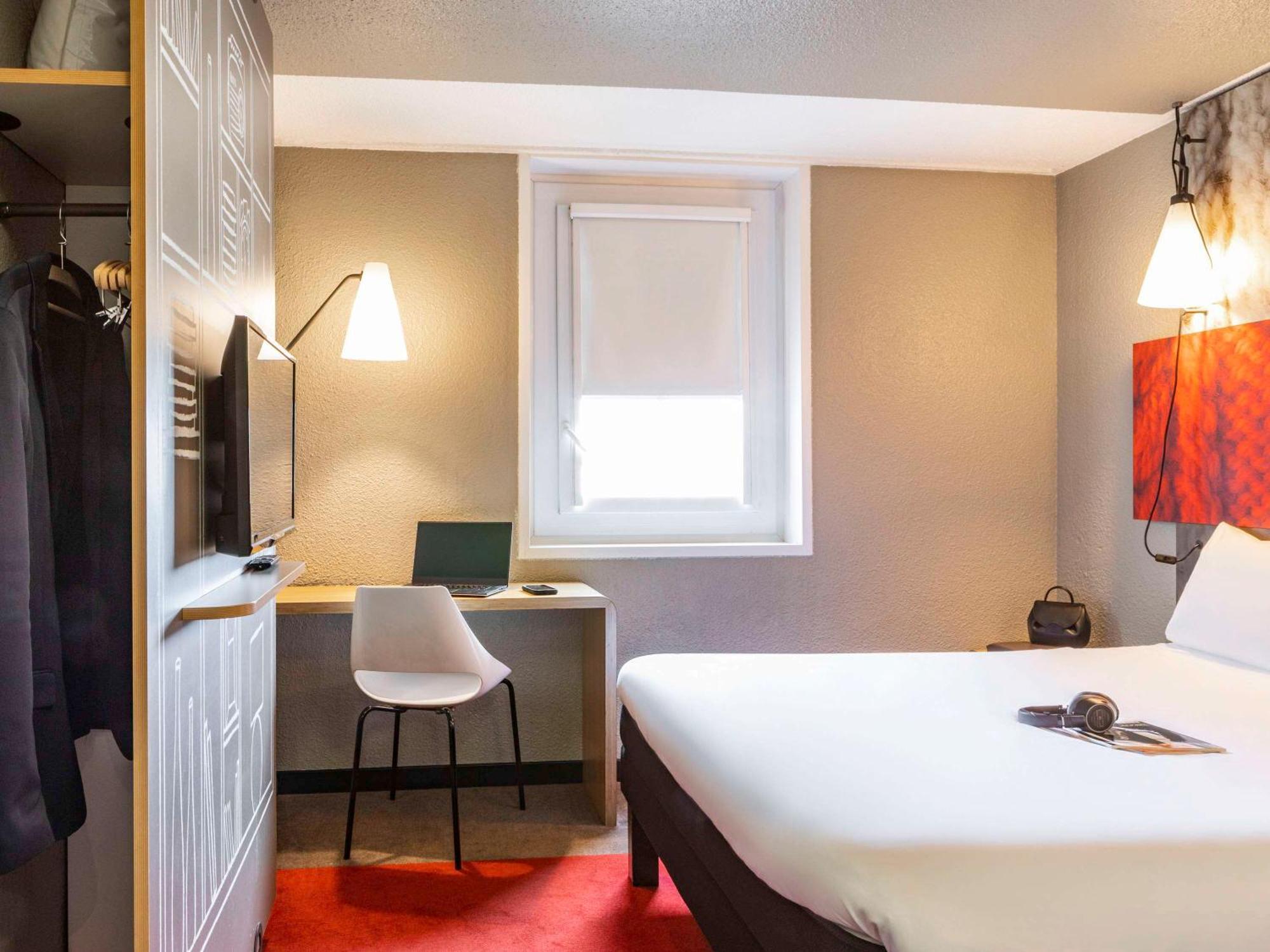 Ibis Paris Porte De Bercy Charenton-le-Pont Exterior foto